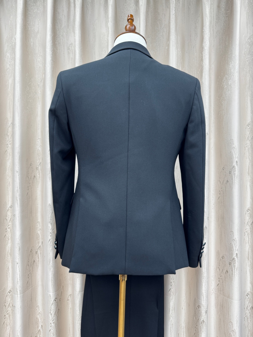 Classy Formal Man Suit Set 3 P - огляд і ціна Men Formal Wear For Wedding