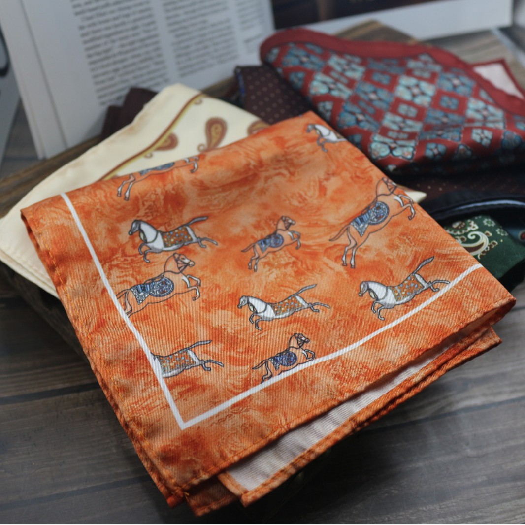 Vintage Print Pocket Square  M - огляд і ціна Formal Wear Men H&M